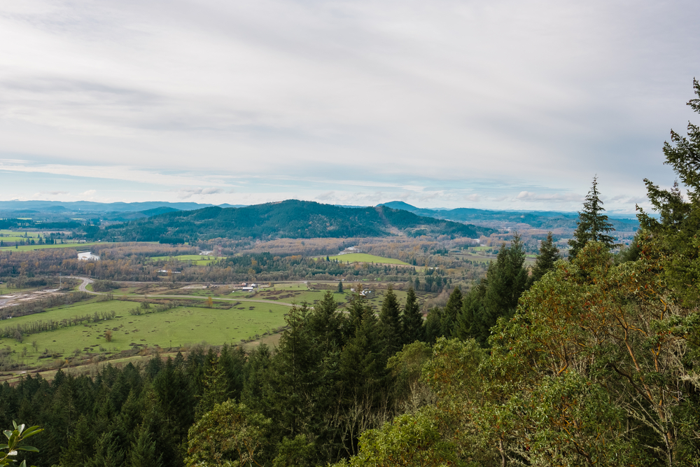 Valley overlook near Springfield Oregon